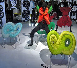 issey-miyake-ron-arad-moroso-ripple-chair.jpg